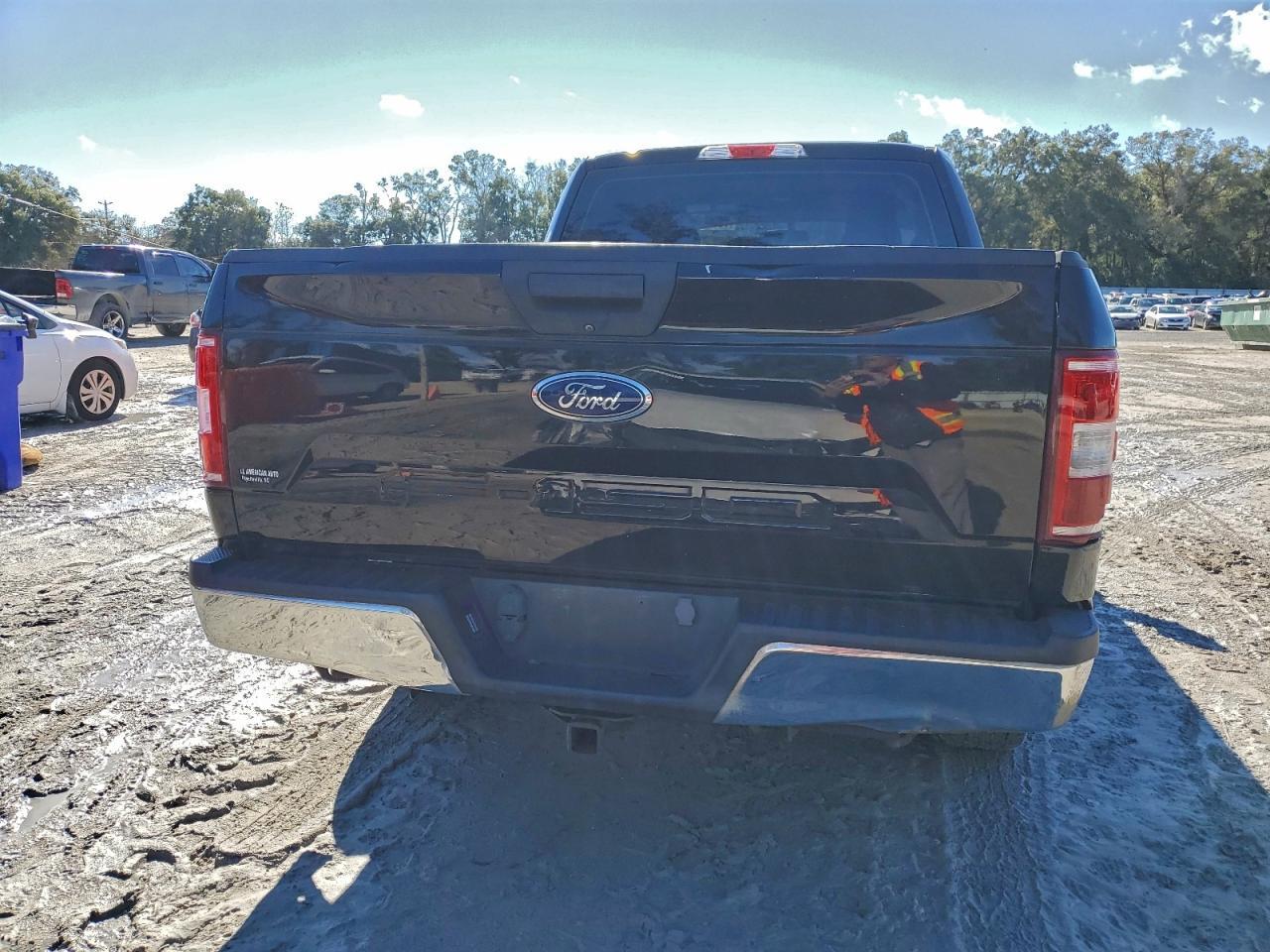 2019 Ford F150 Super Cab - Фото 6