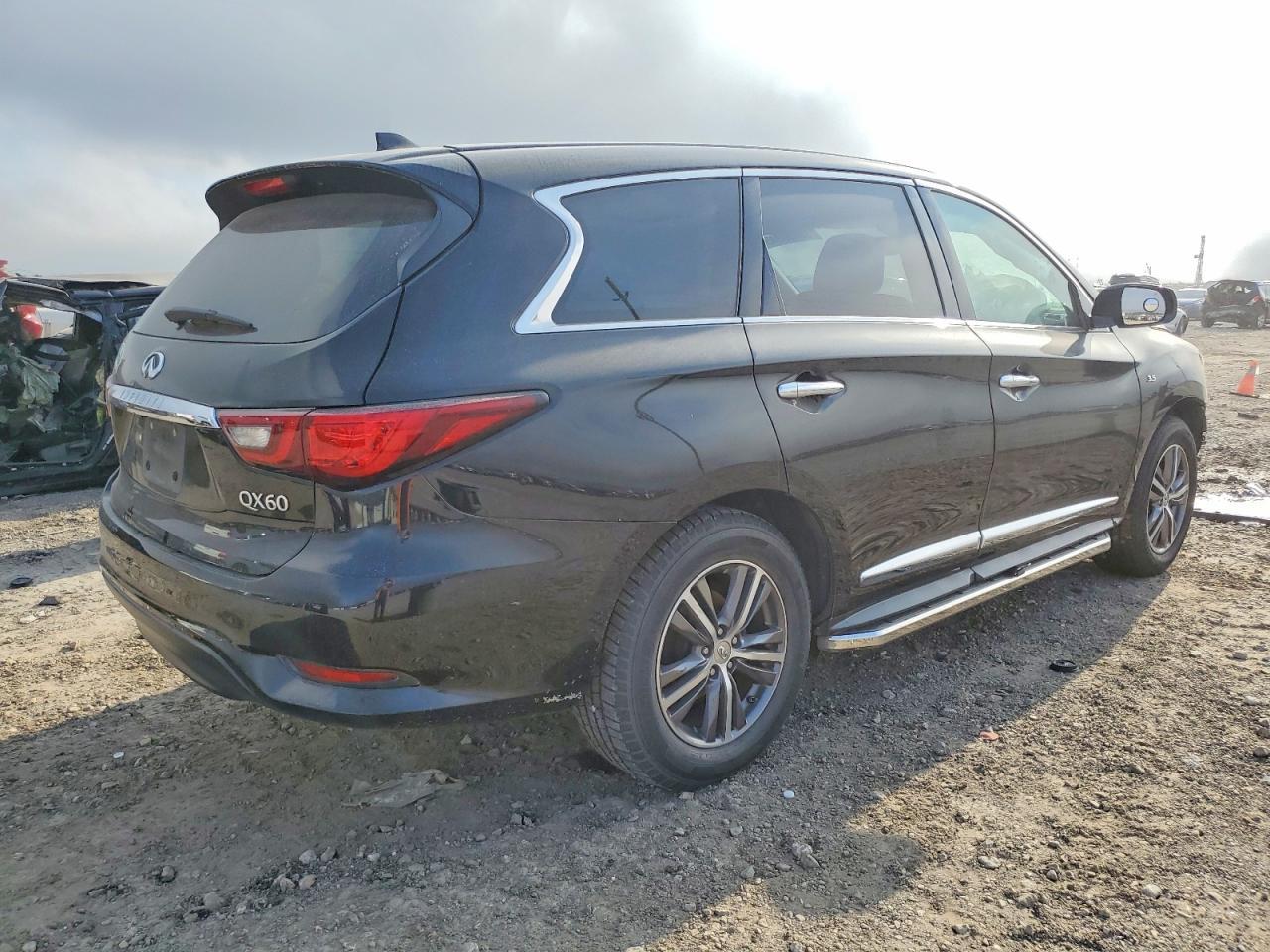 2018 Infiniti Qx60 Base - Фото 3