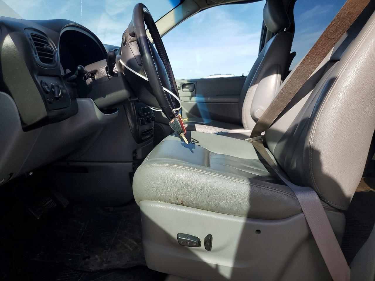 2006 Dodge Grand Caravan Sxt - Image 7