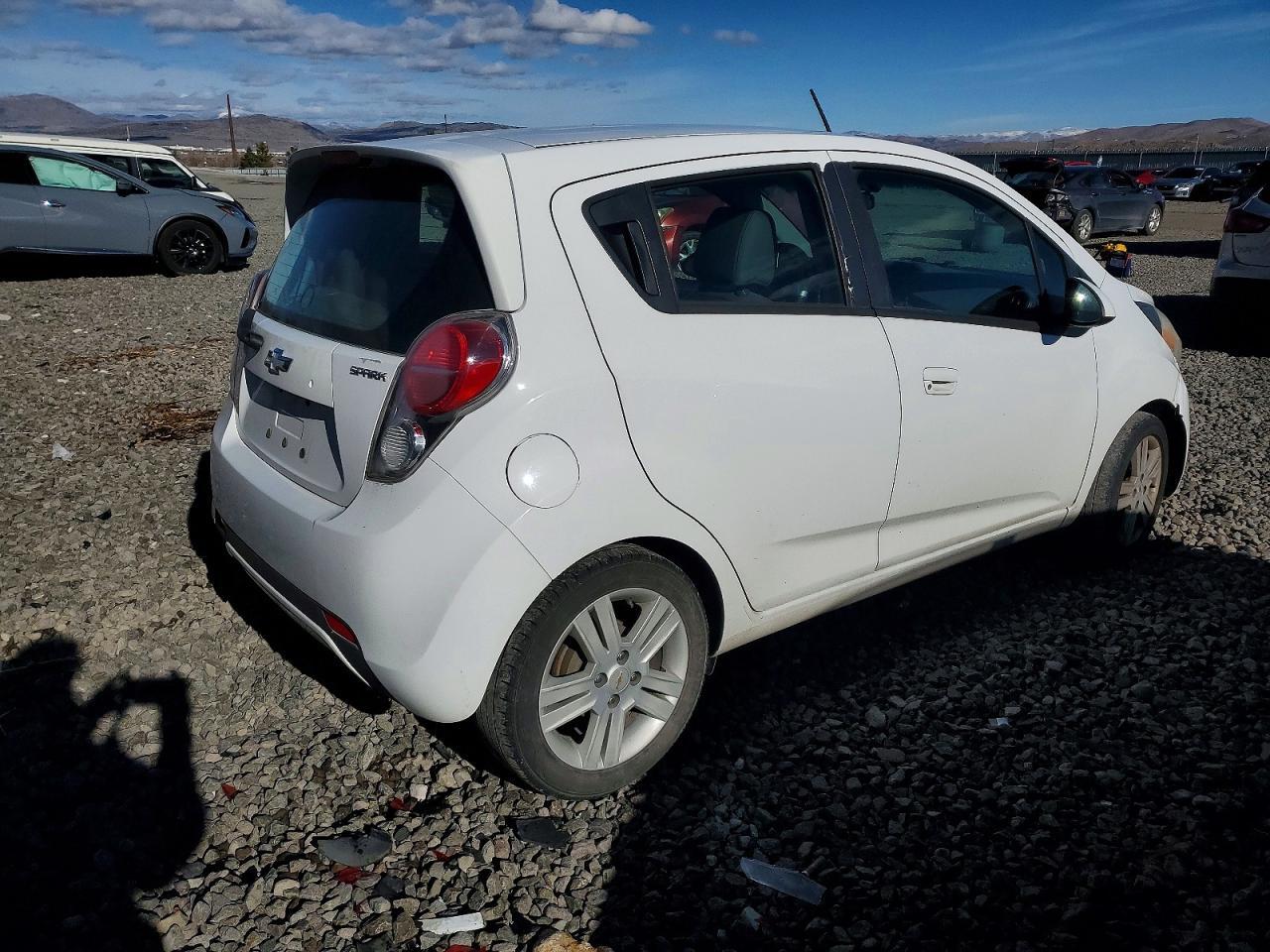 2014 Chevrolet Spark 1Lt - Фото 3