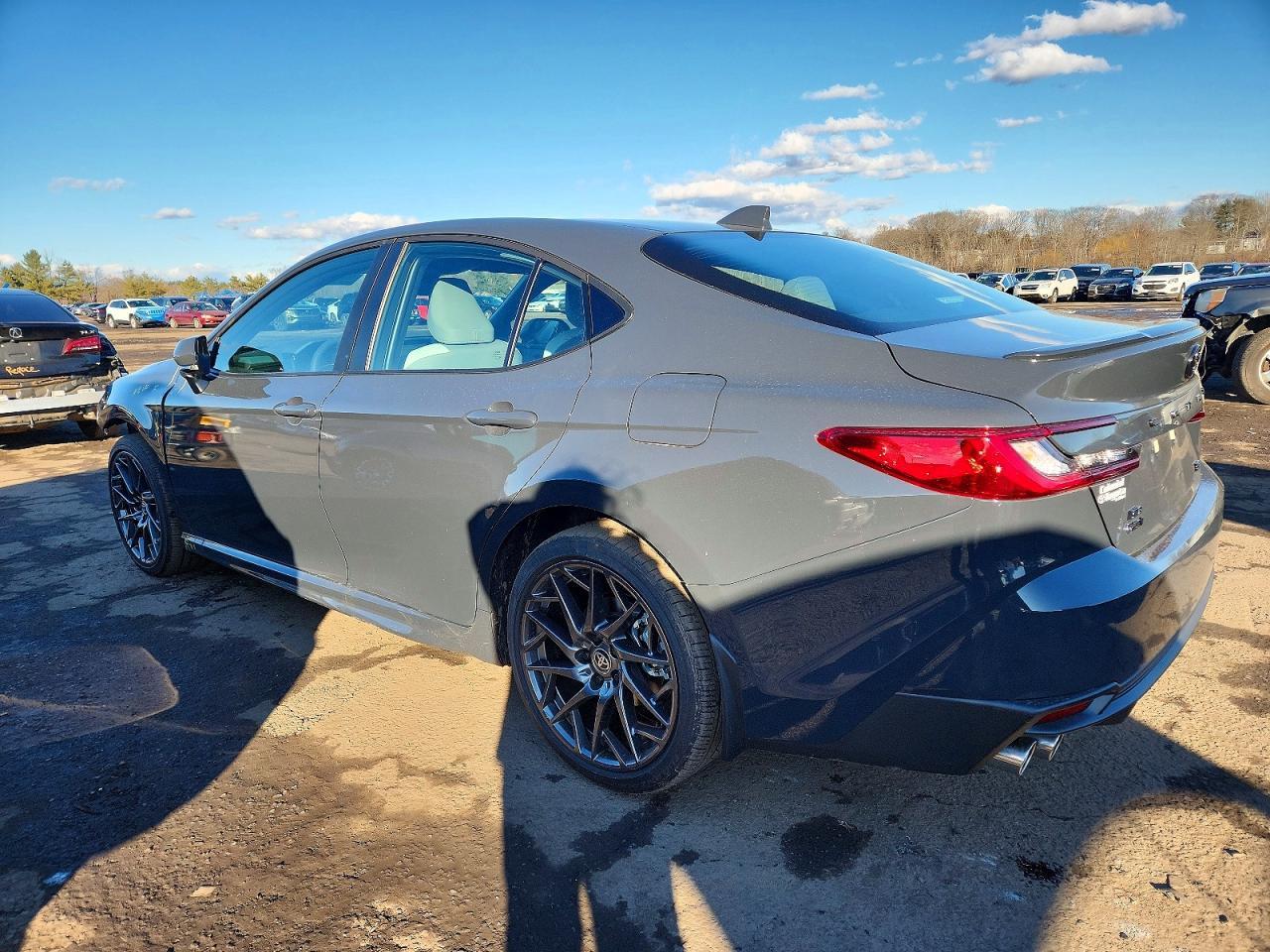 2026 Toyota Camry Night Shade - Фото 2