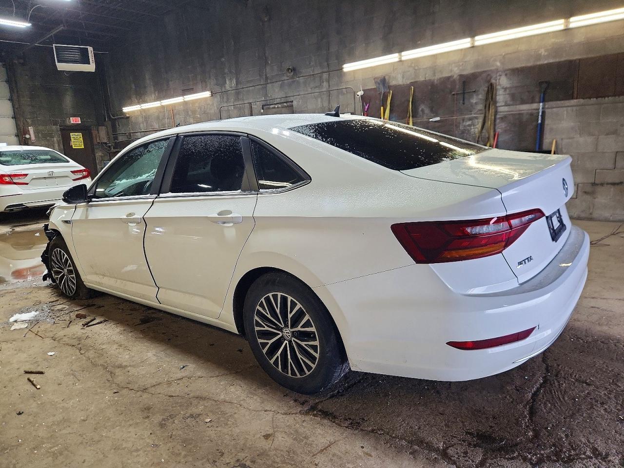 2019 Volkswagen Jetta Sel - Image 2