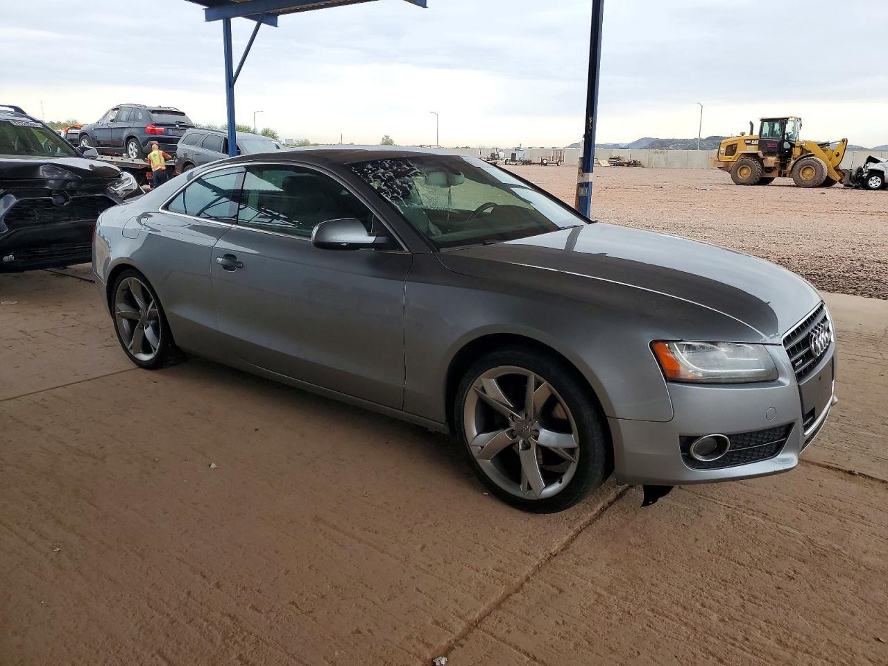 2011 Audi A5 Premium Plus - Image 4