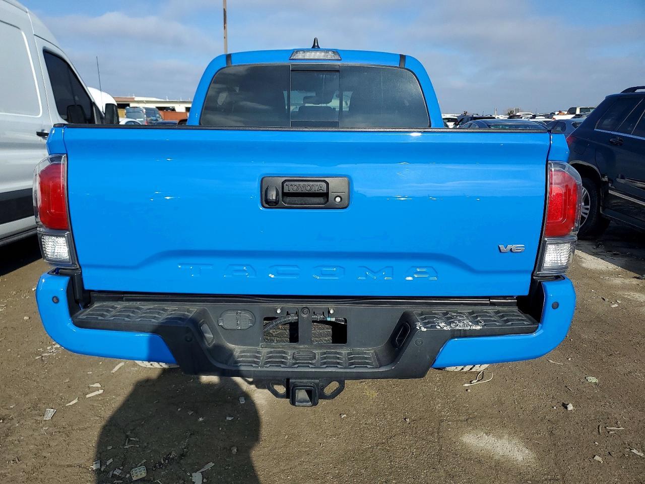 2020 Toyota Tacoma Double Cab - Фото 6