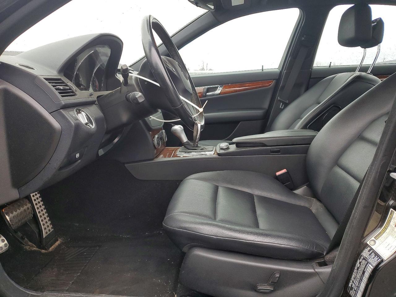 2011 Mercedes-Benz C 300 - Фото 7