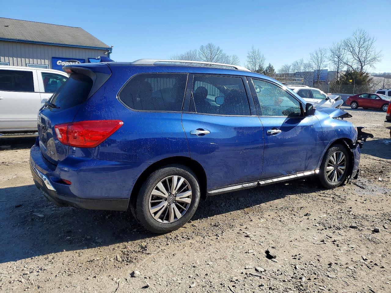 2020 Nissan Pathfinder Sv - Фото 3