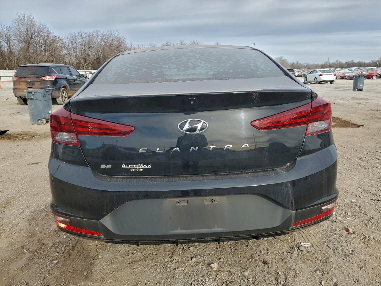 2020 Hyundai Elantra Se - Фото 6