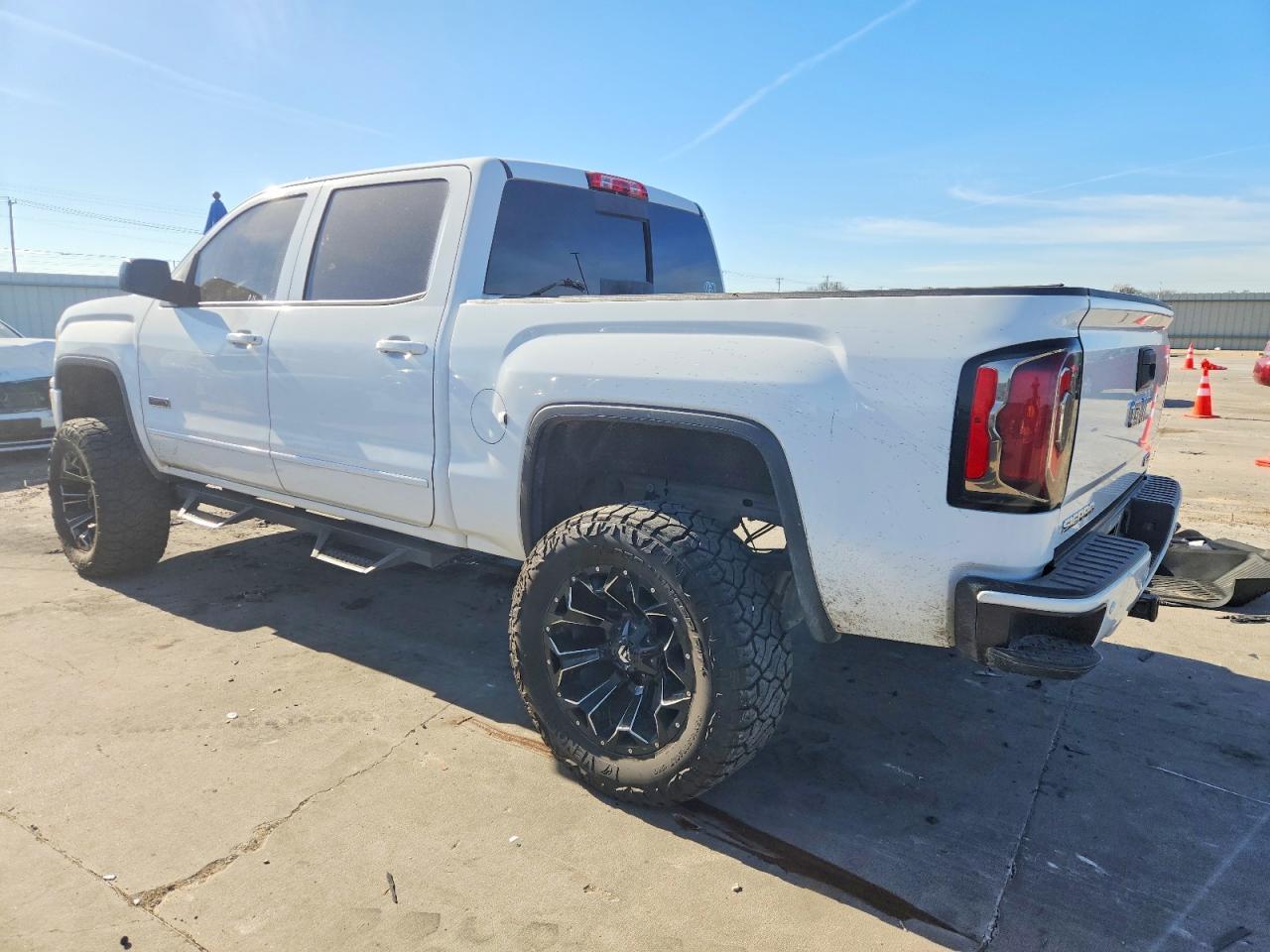 2017 GMC Sierra K1500 Slt - Фото 2