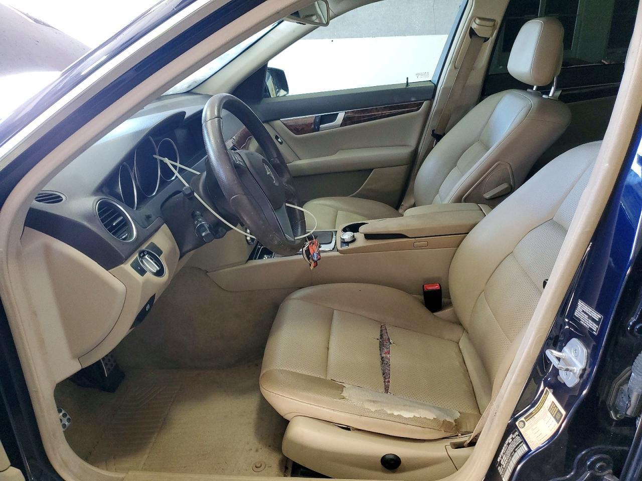 2012 Mercedes-Benz C 250 - Фото 7