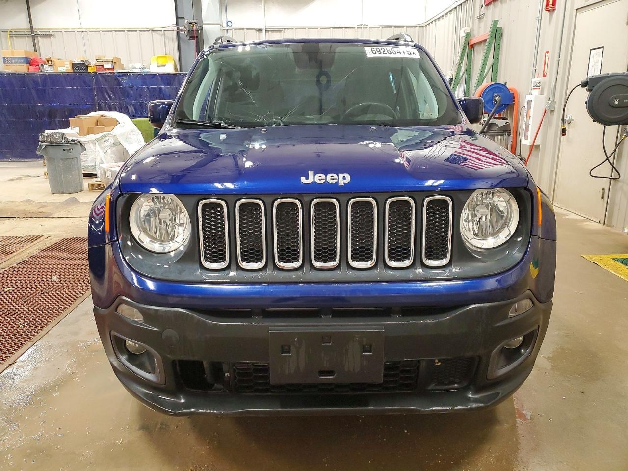 2018 Jeep Renegade Latitude - Image 5