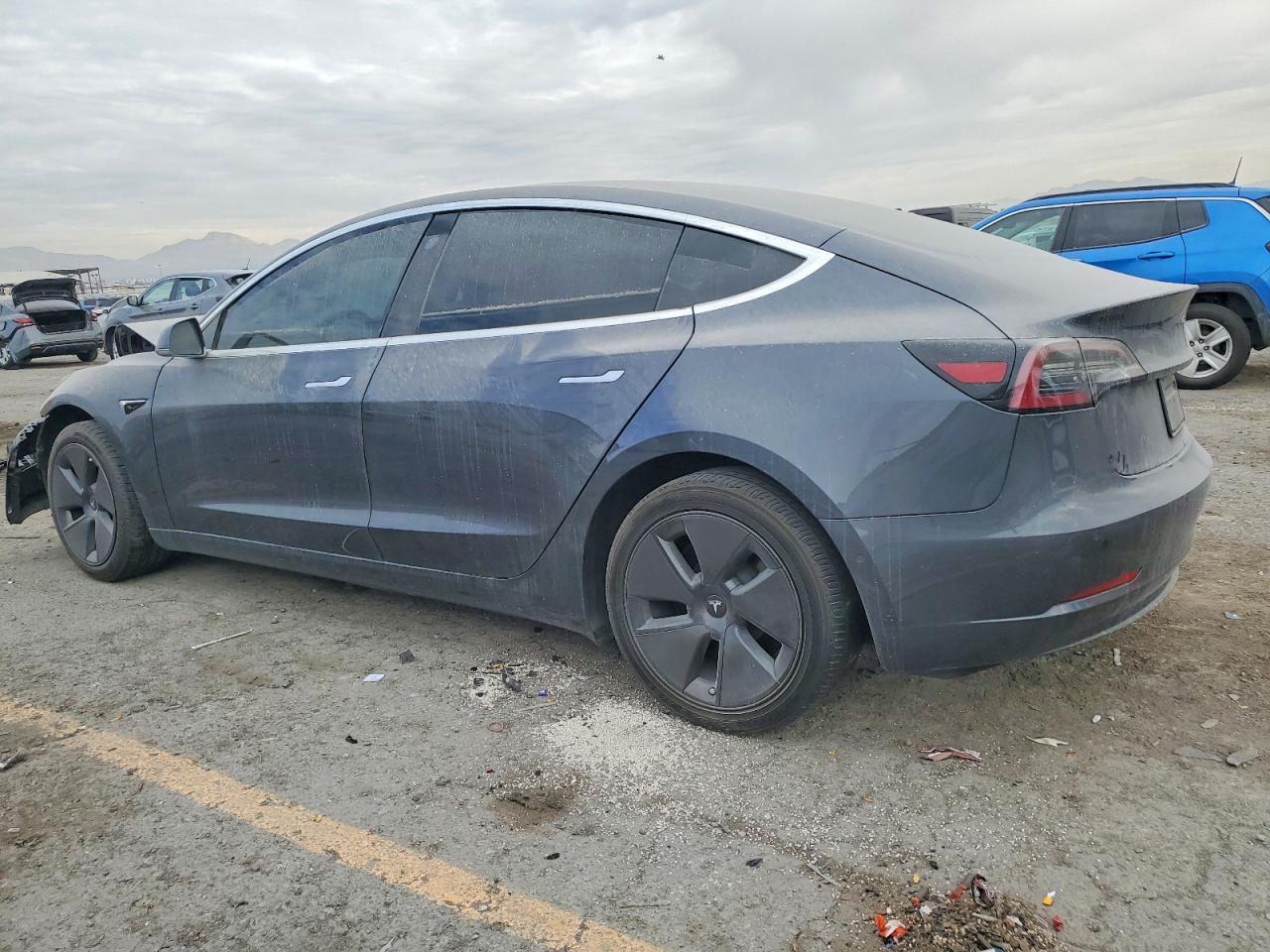 2019 Tesla Model 3 - Image 2