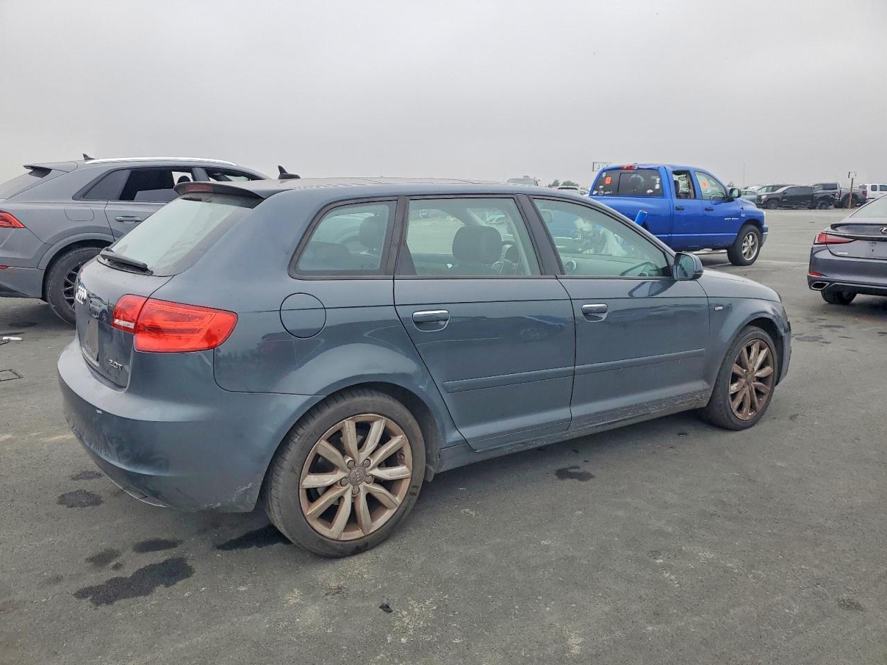 2011 Audi A3 Premium - Фото 3