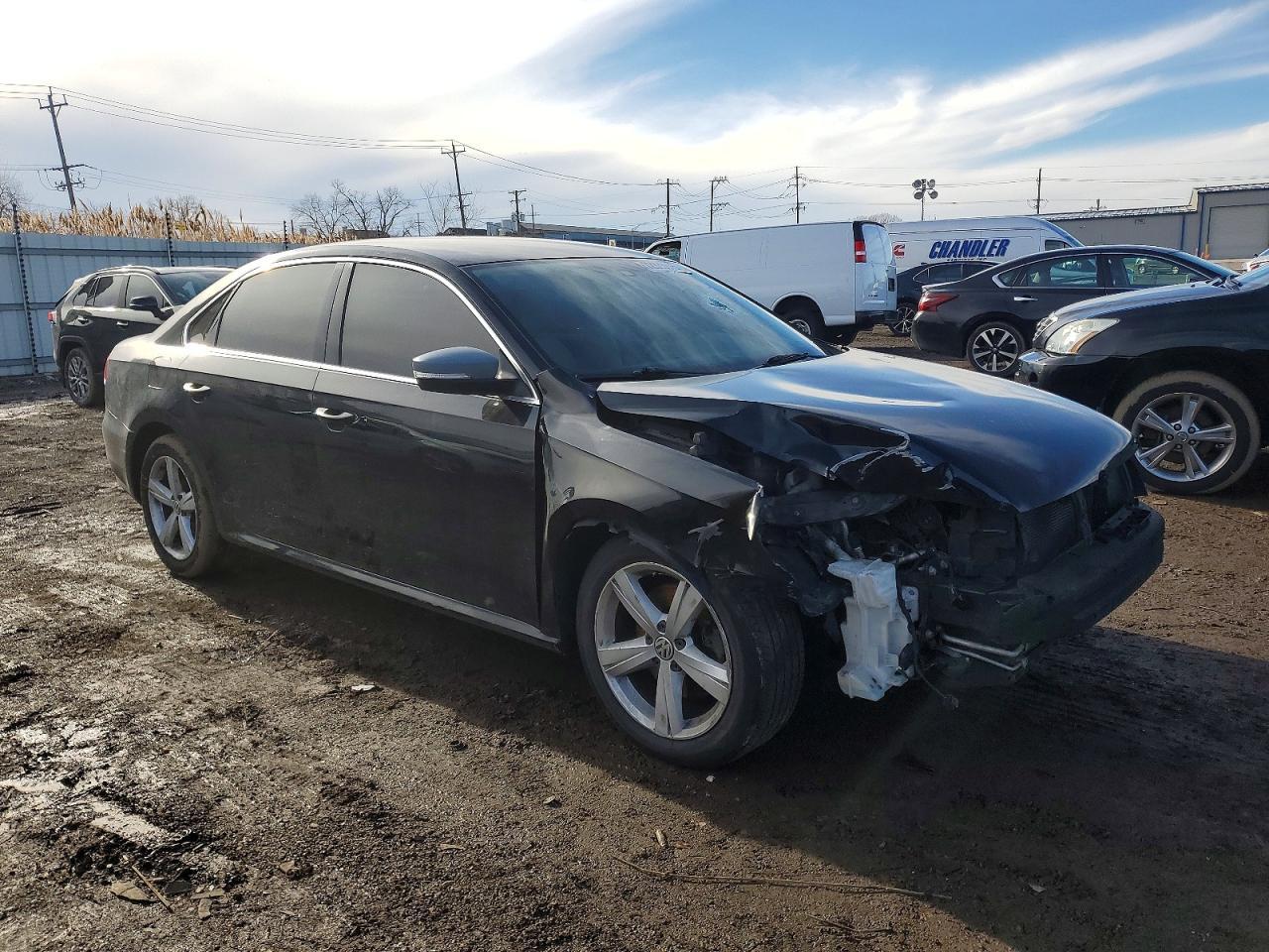 2015 Volkswagen Passat S - Image 4