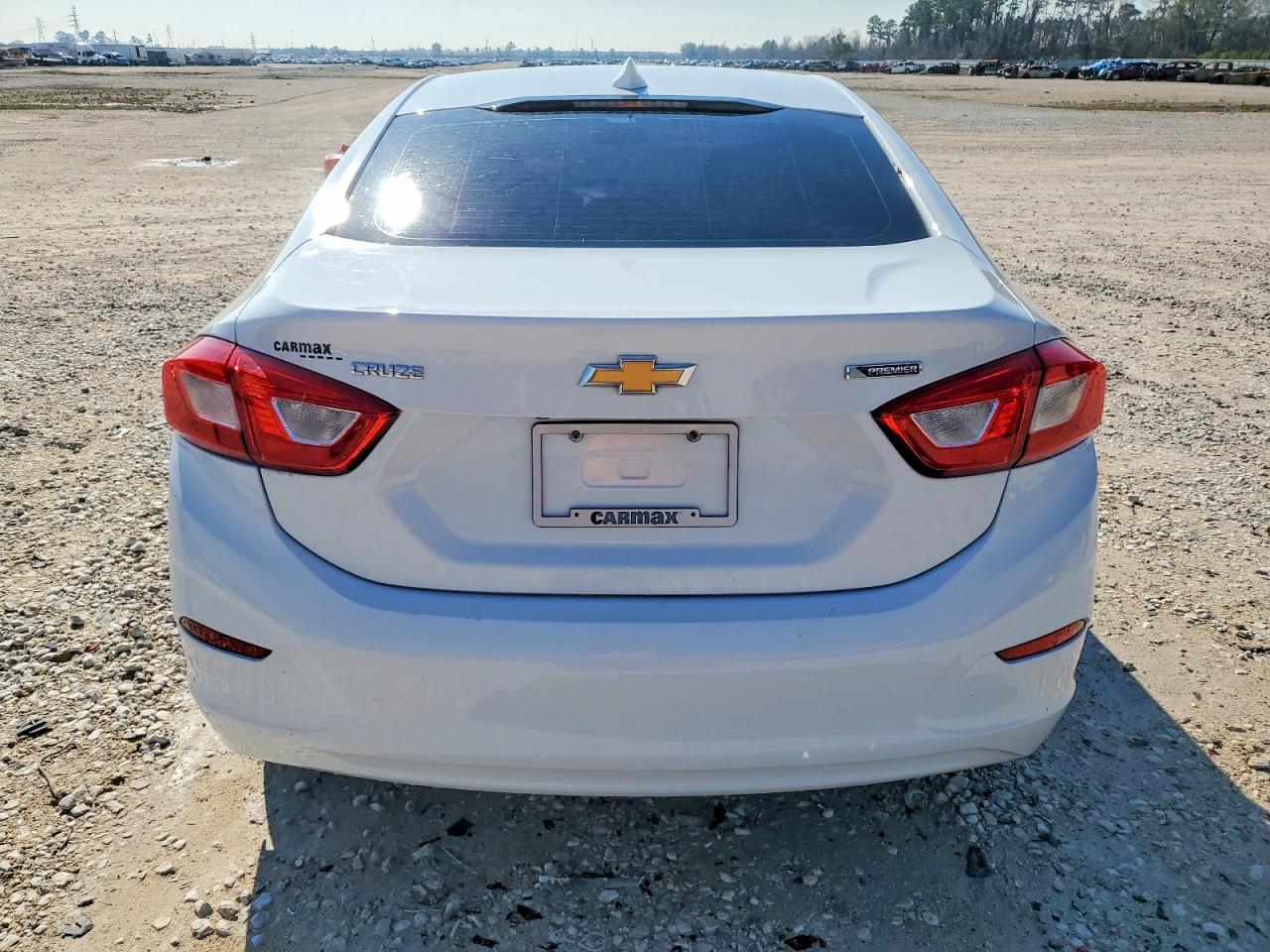 2017 Chevrolet Cruze Premier - Фото 6