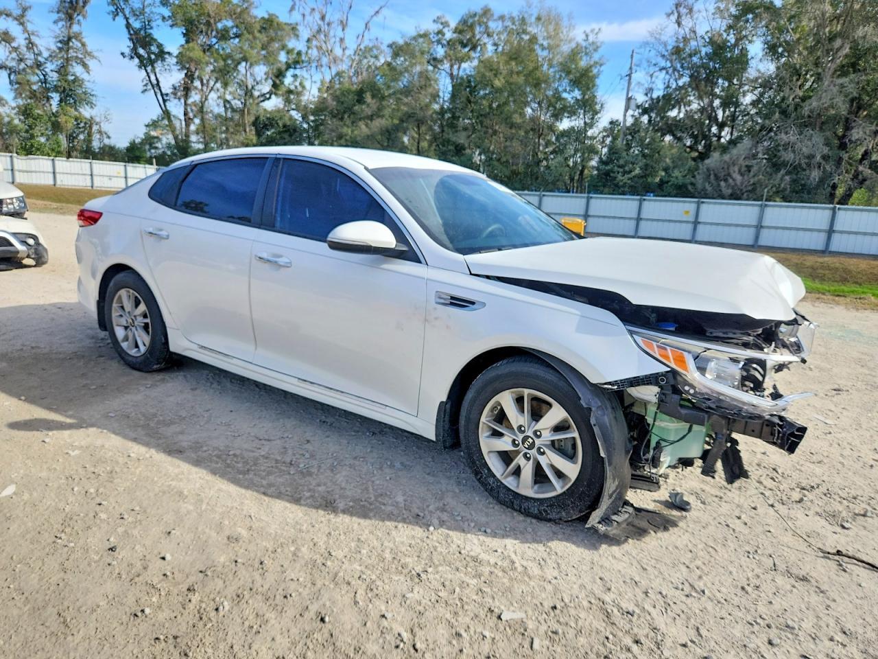 2016 Kia Optima Lx - Image 4