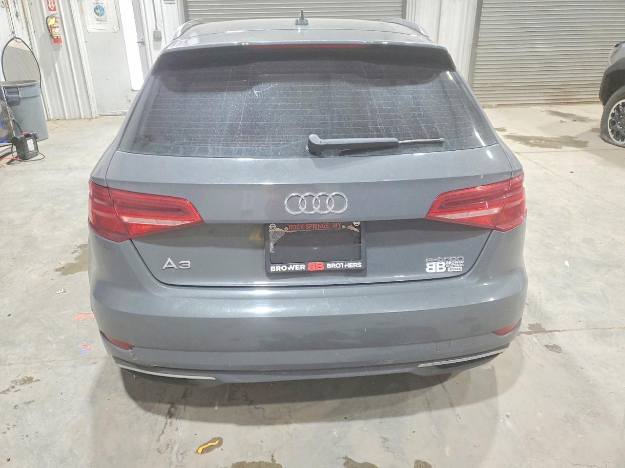 2017 Audi A3 E-Tron Premium - Фото 6