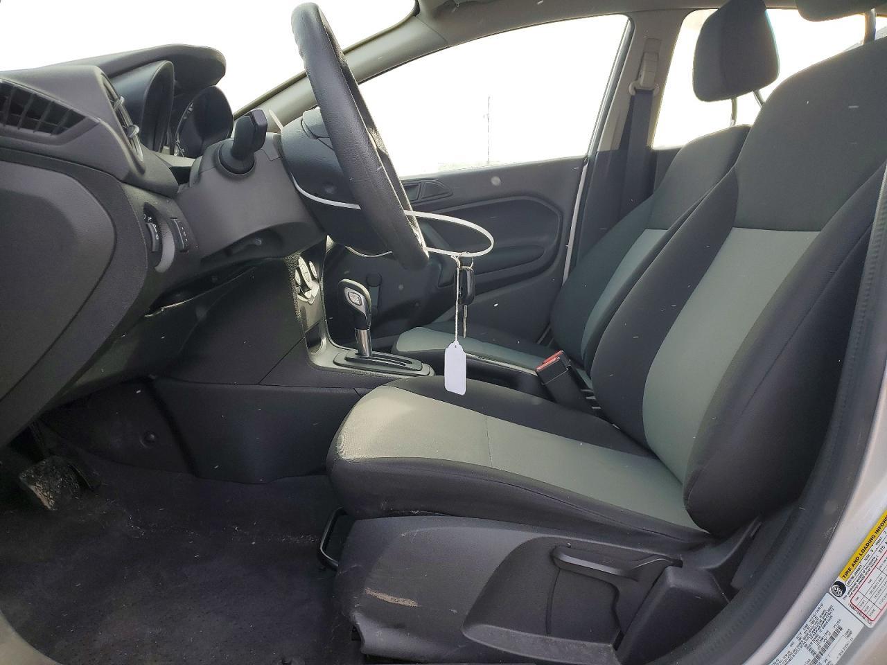 2019 Ford Fiesta S - Фото 7