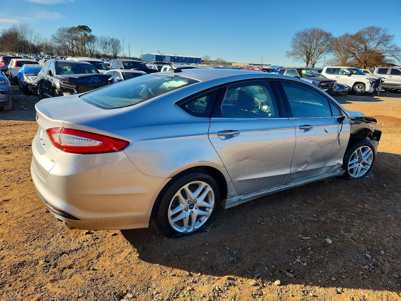 2016 Ford Fusion Se - Фото 3