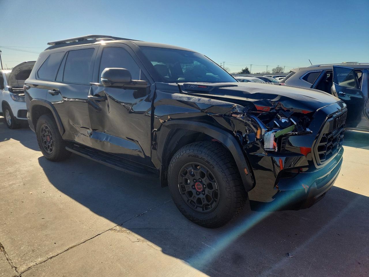 2026 Toyota Sequoia Sr5 - Фото 4