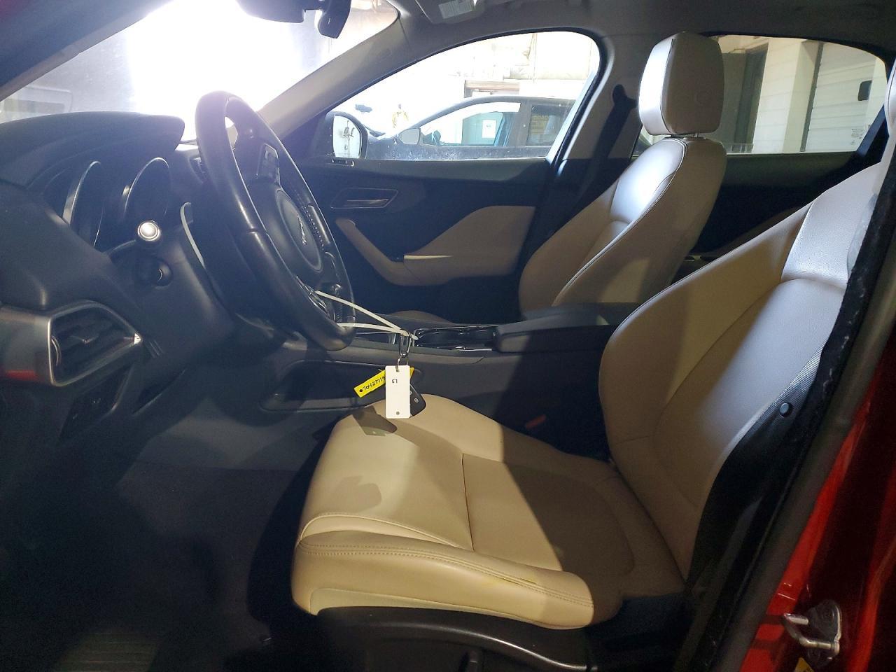 2017 Jaguar F-Pace Premium - Image 7