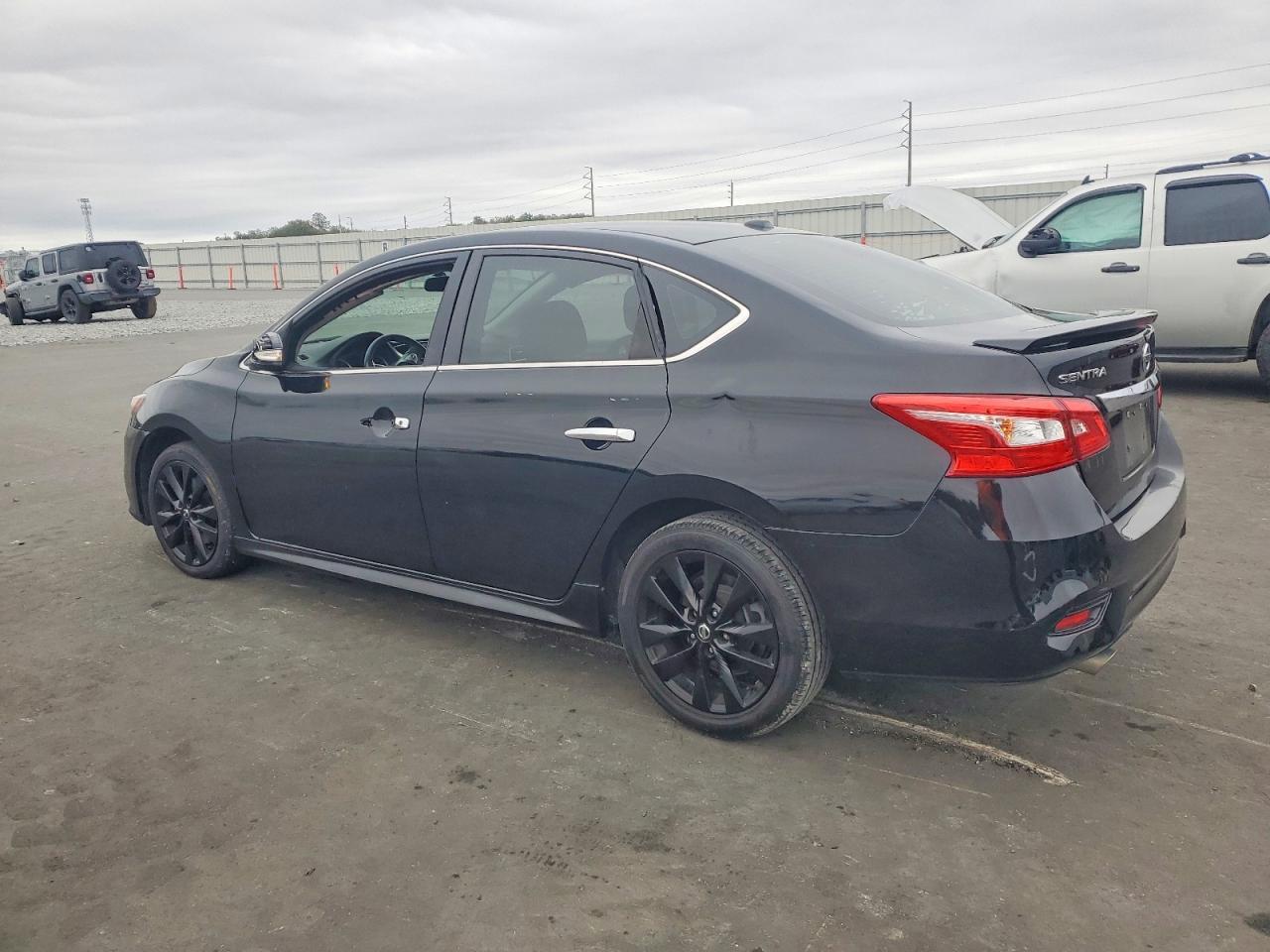 2017 Nissan Sentra Sr Turbo - Image 2