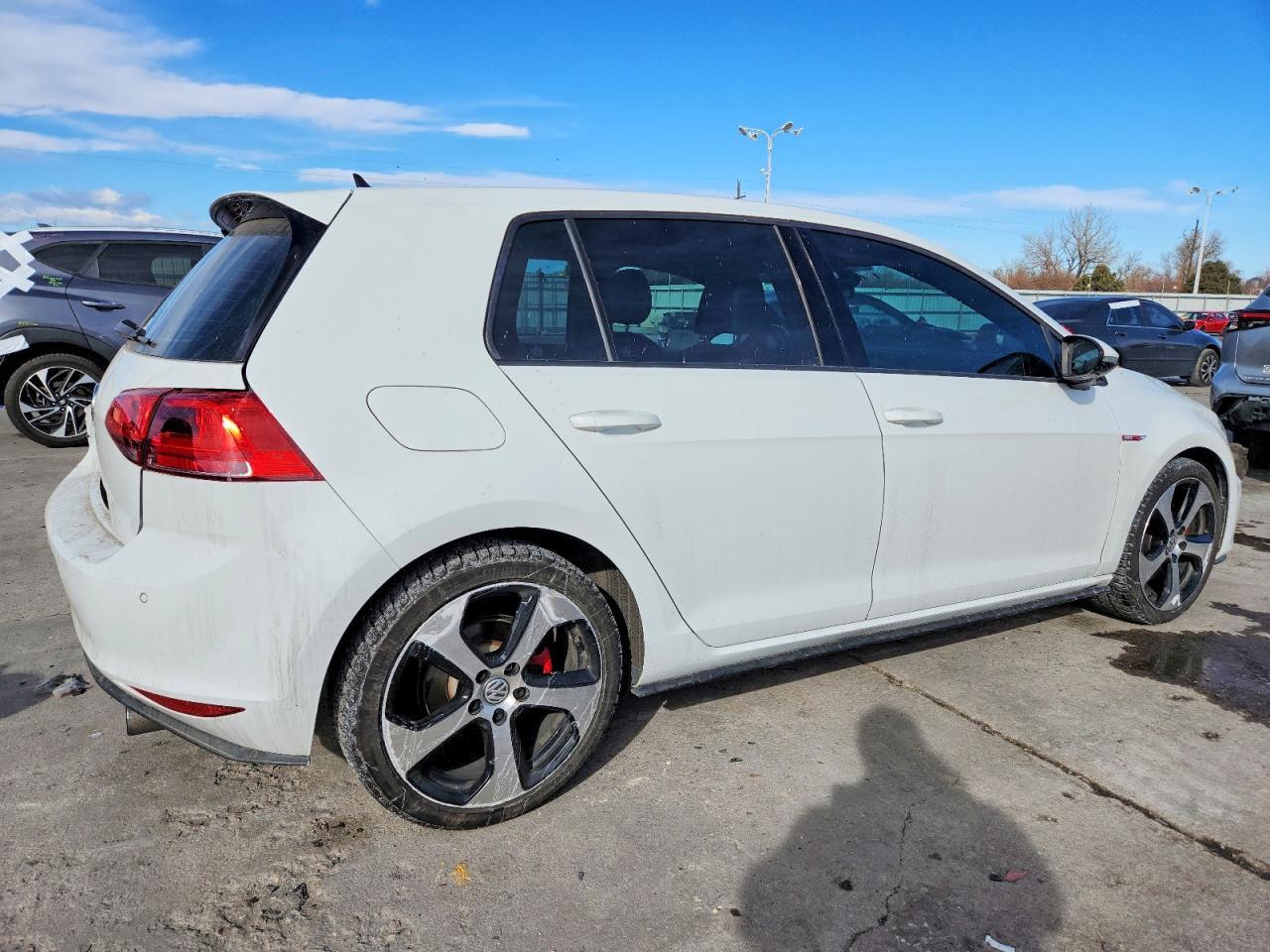 2015 Volkswagen Gti - Фото 3