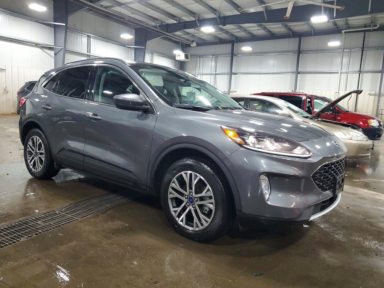 2022 Ford Escape Sel - Image 4