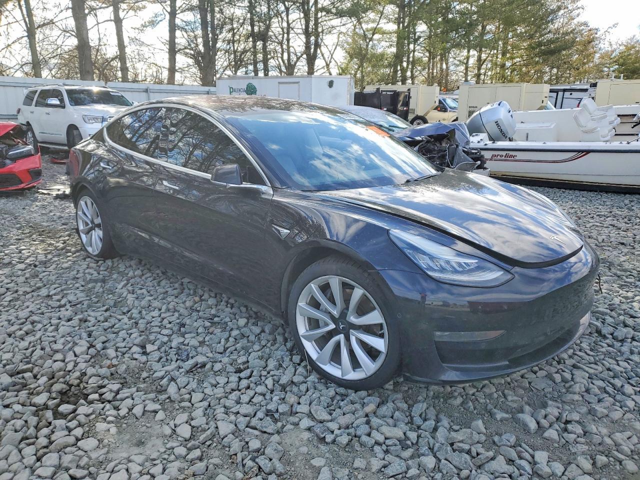 2018 Tesla Model 3 - Image 4