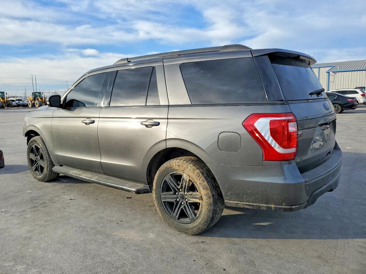 2018 Ford Expedition Xlt - Фото 2