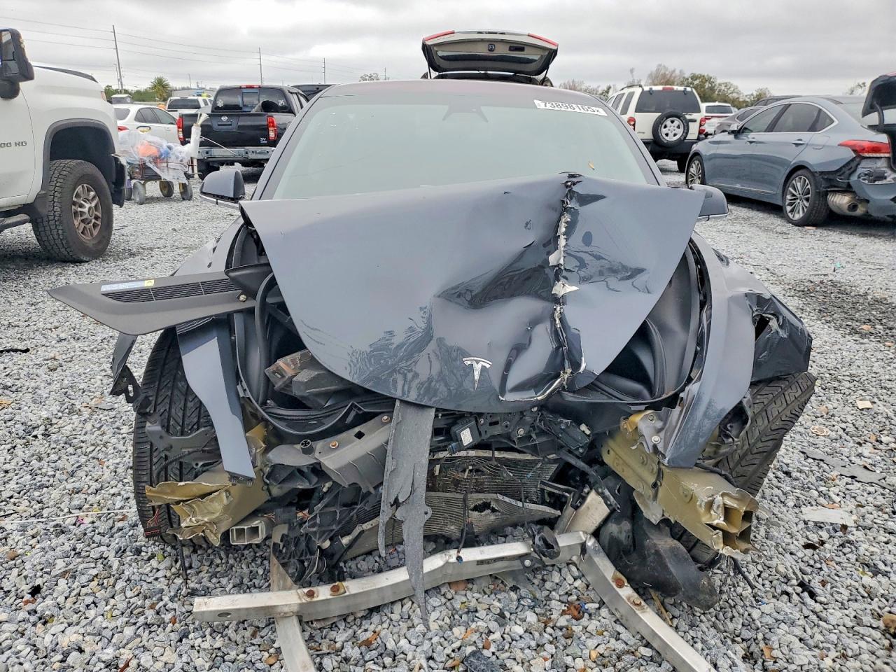 2018 Tesla Model 3 - Фото 5