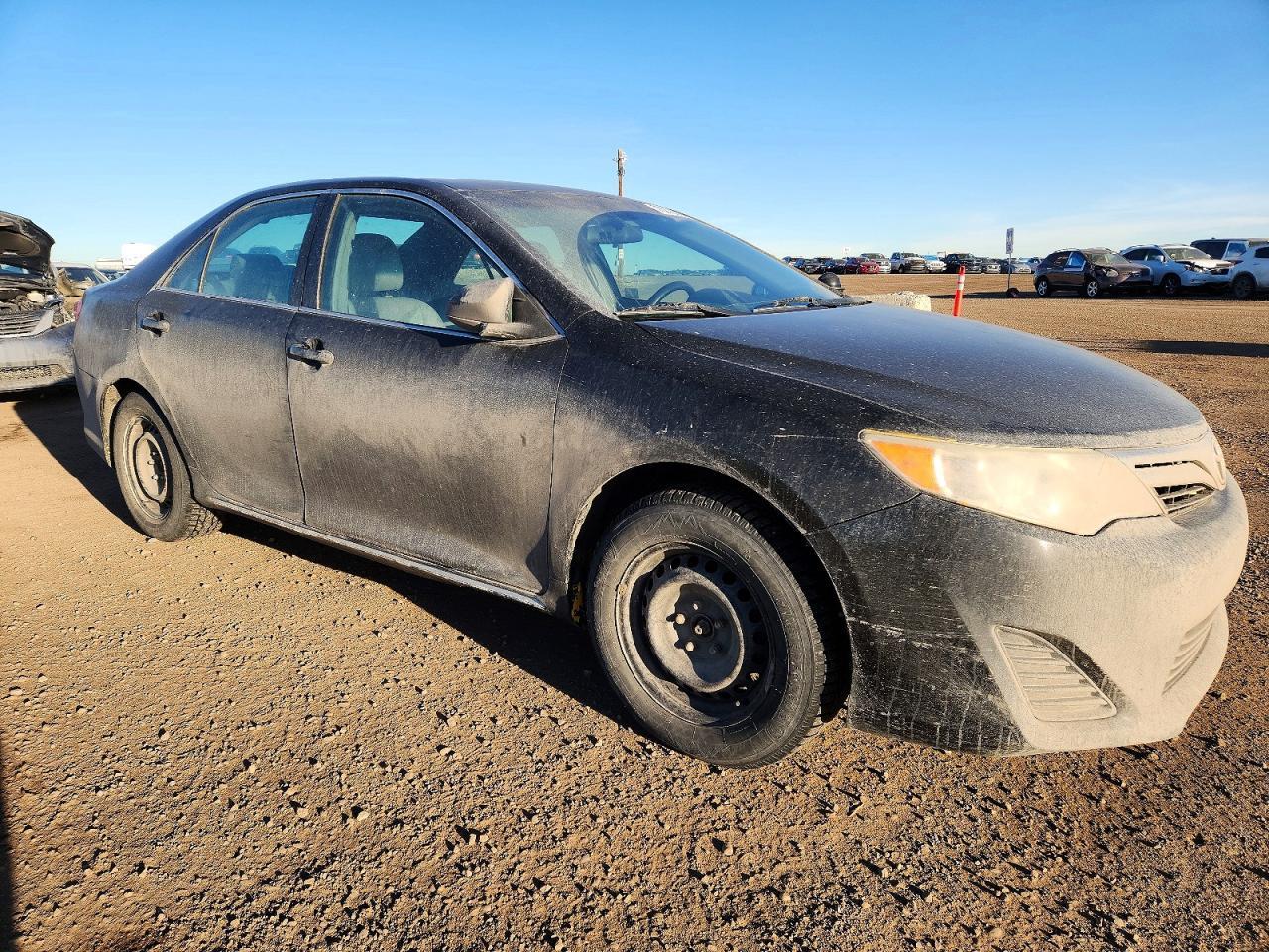 2014 Toyota Camry Le 4Dr - Фото 4