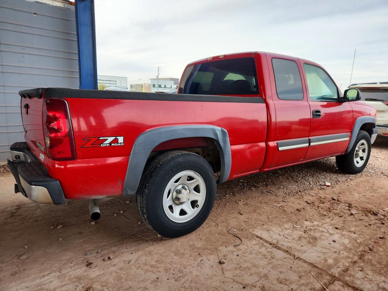 2003 Chevrolet Silverado K1500 - Image 3