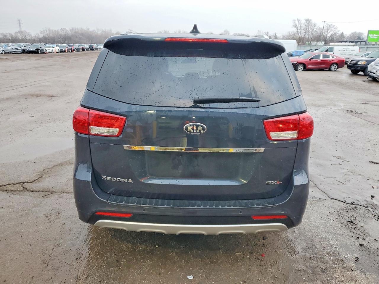 2017 Kia Sedona Sxl - Image 6