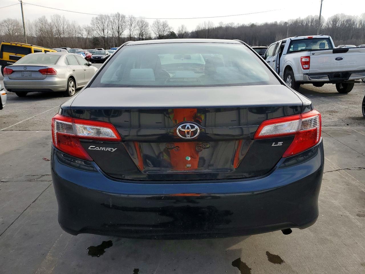 2012 Toyota Camry Base - Image 6