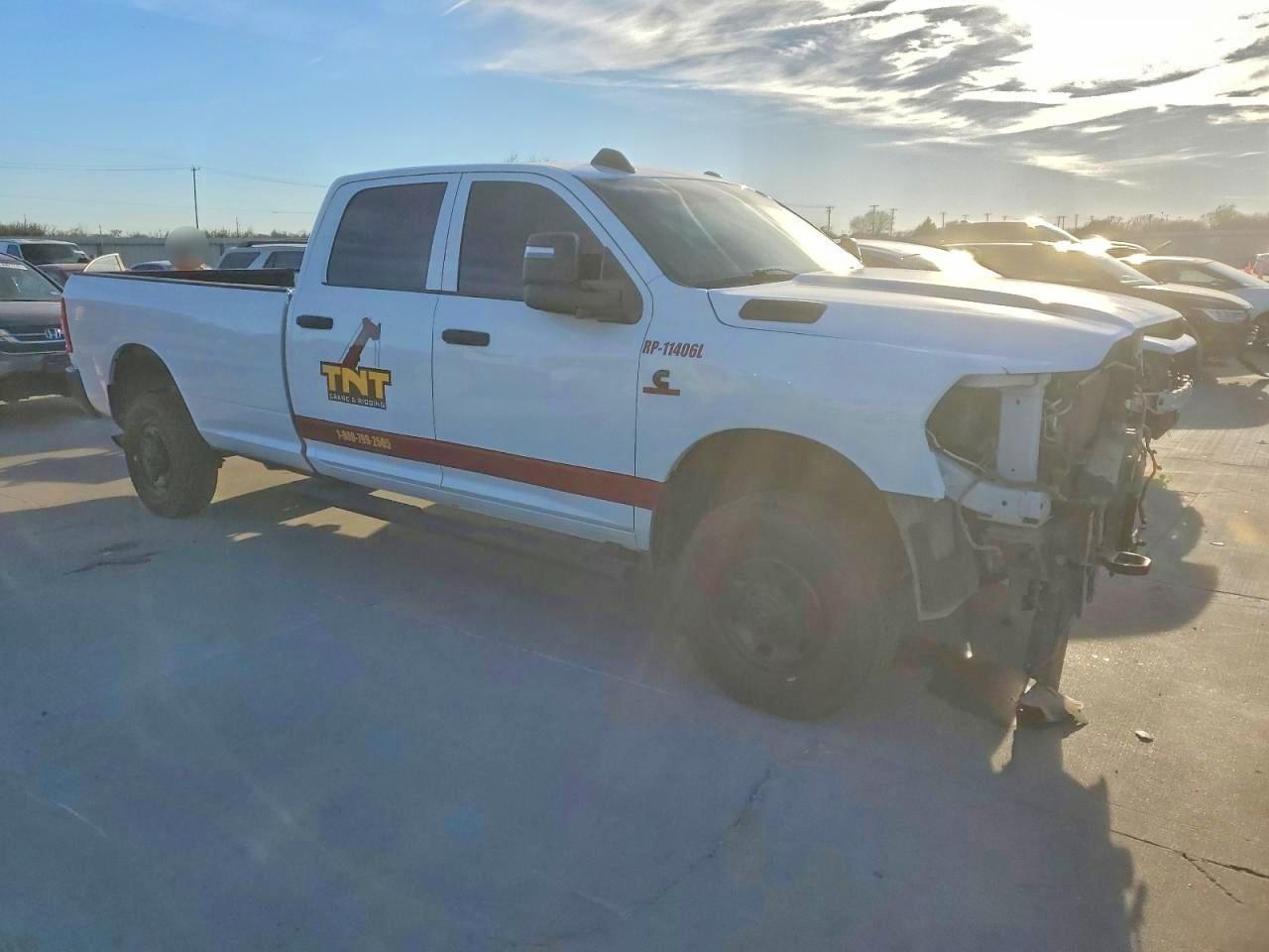 2023 Ram 2500 Tradesman - Фото 4