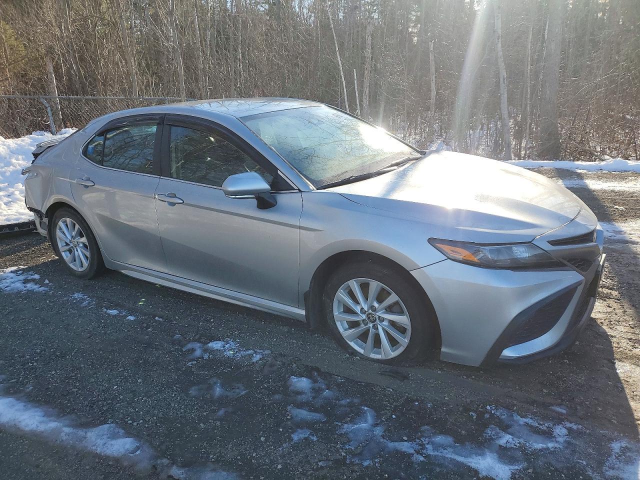 2021 Toyota Camry Se - Image 4