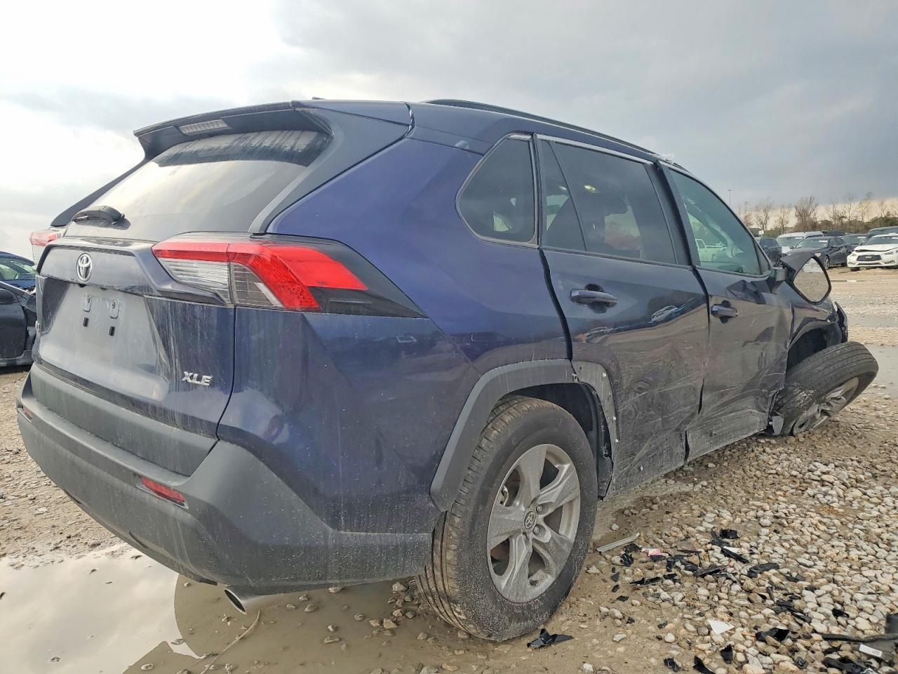 2024 Toyota Rav4 Xle - Фото 3