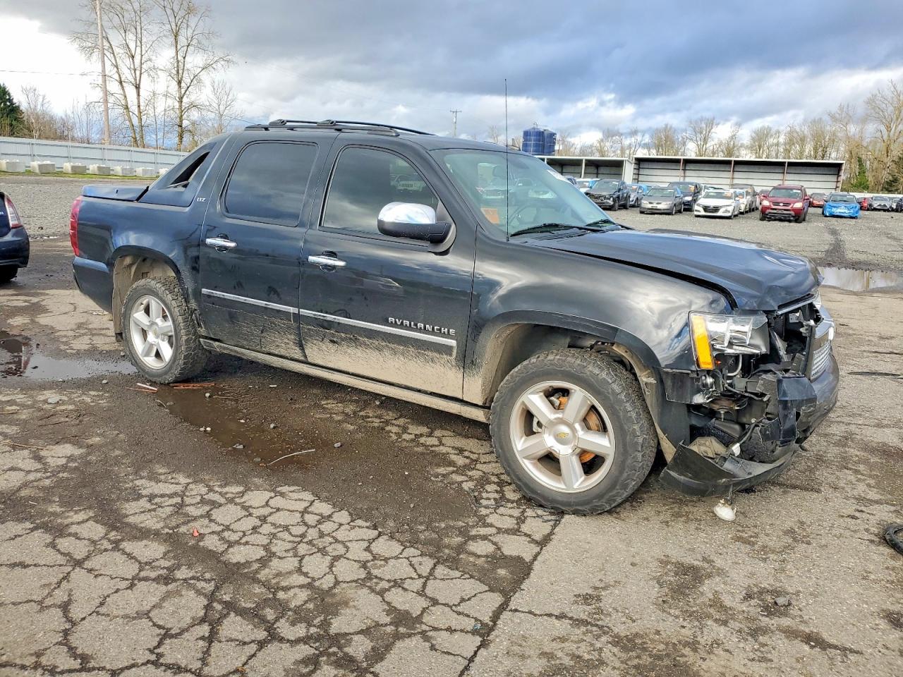 2011 Chevrolet Avalanche Ltz - Image 4