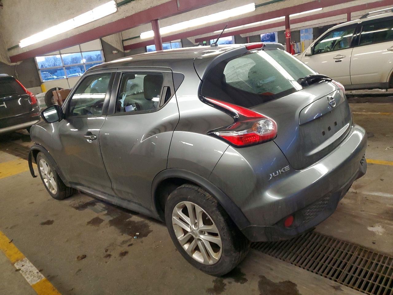 2017 Nissan Juke S - Фото 2