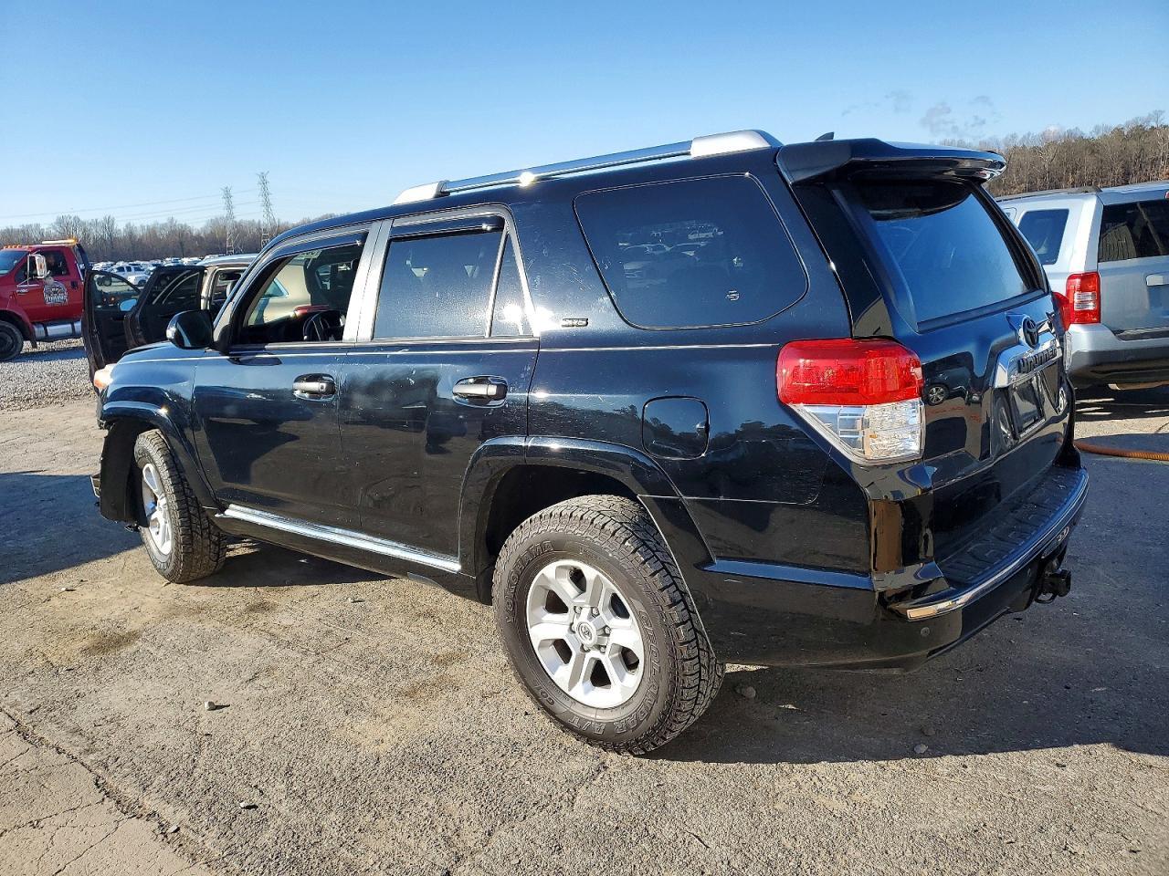 2012 Toyota 4Runner Sr5 - Фото 2