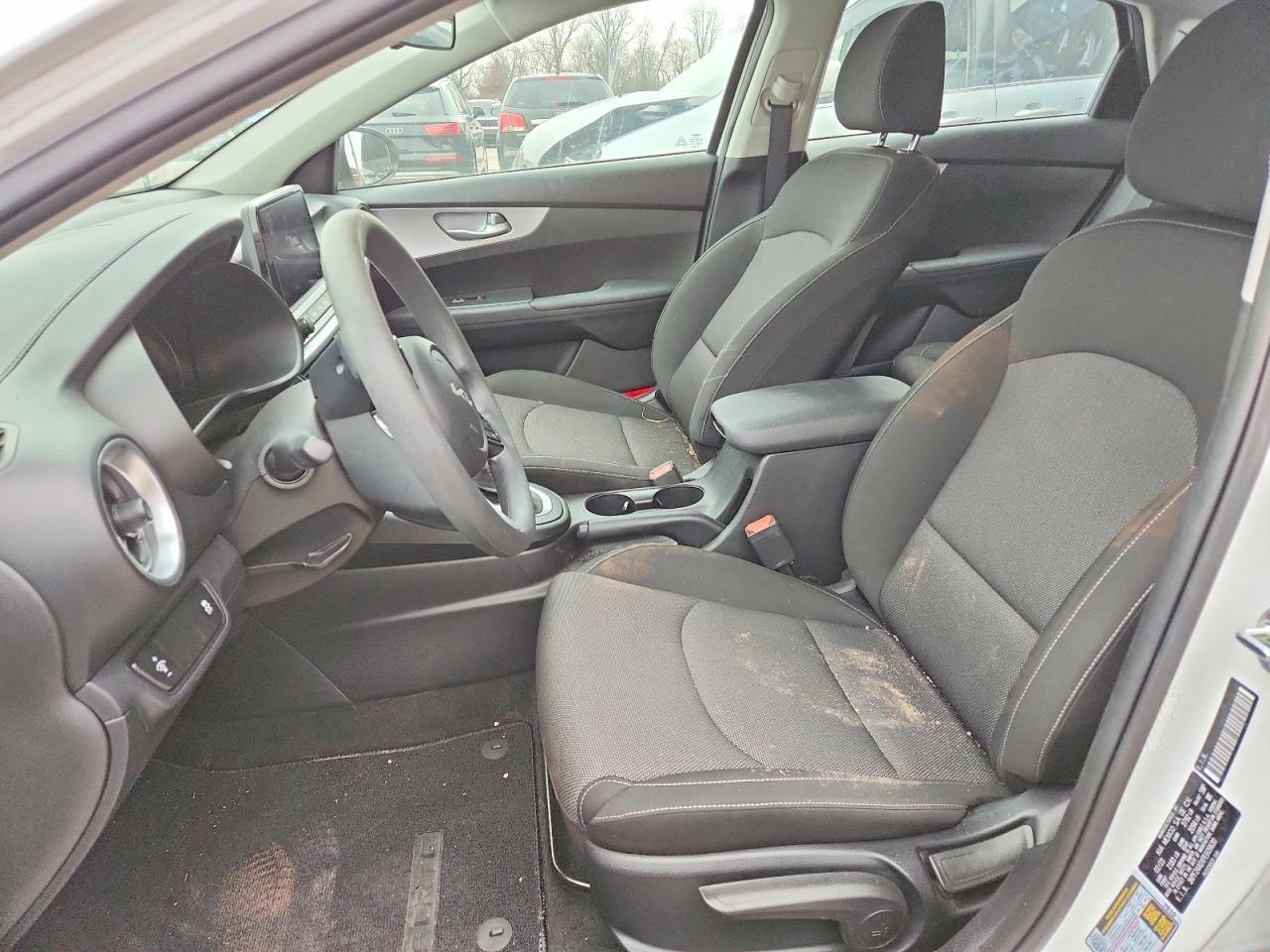 2023 Kia Forte Lx - Image 7