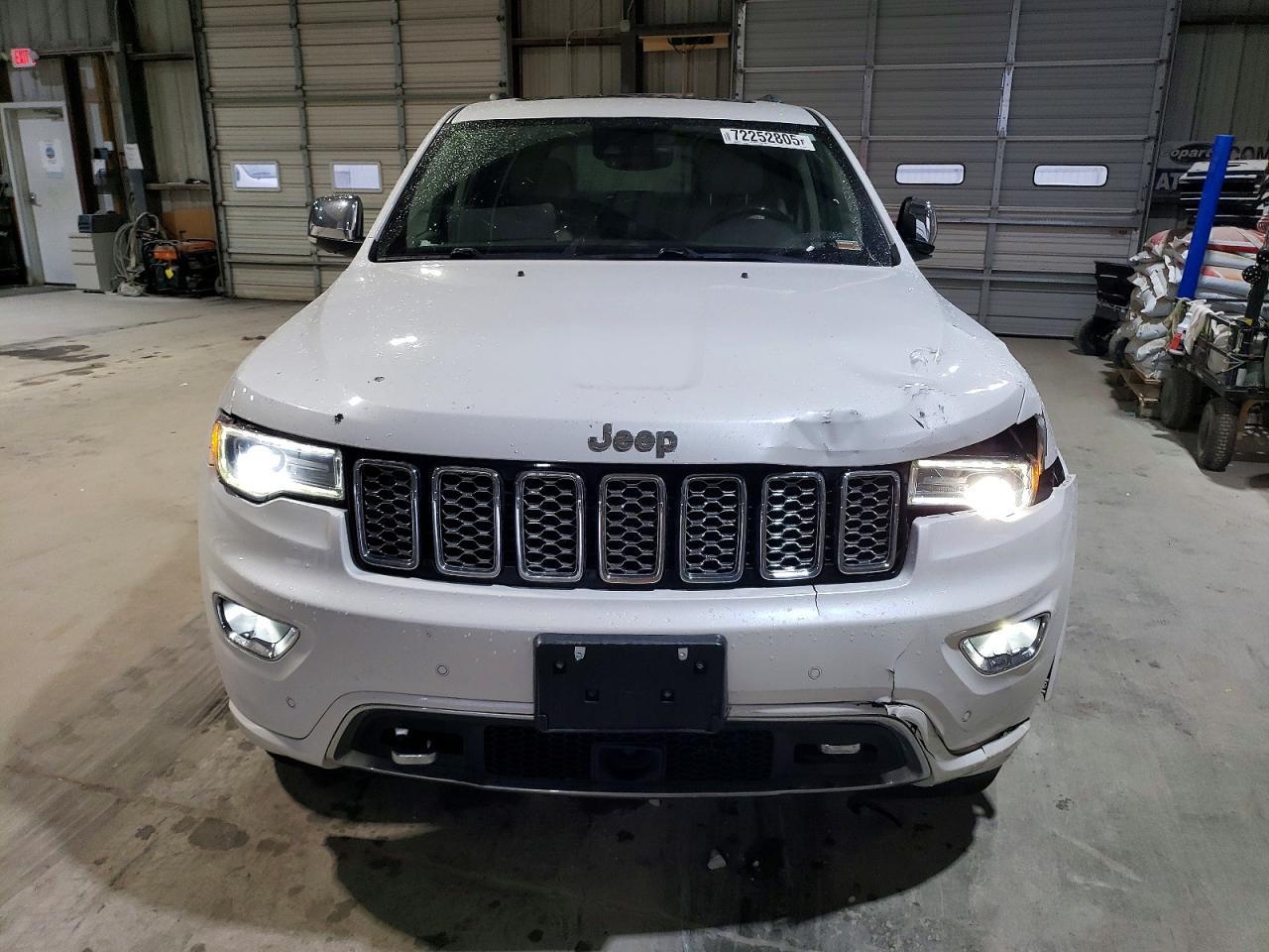 2018 Jeep Grand Cherokee Overland - Фото 5