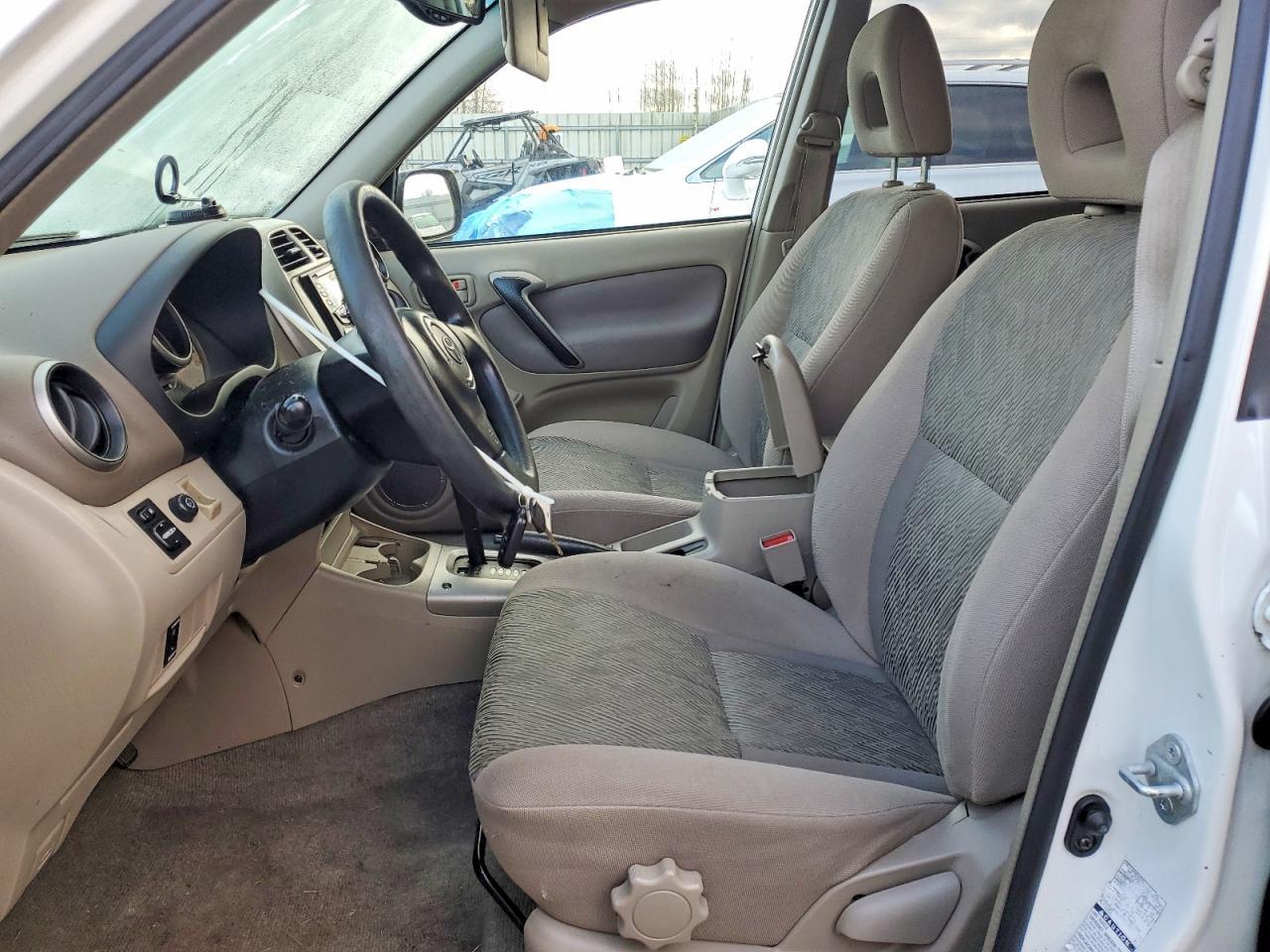 2002 Toyota Rav4 Base - Image 7