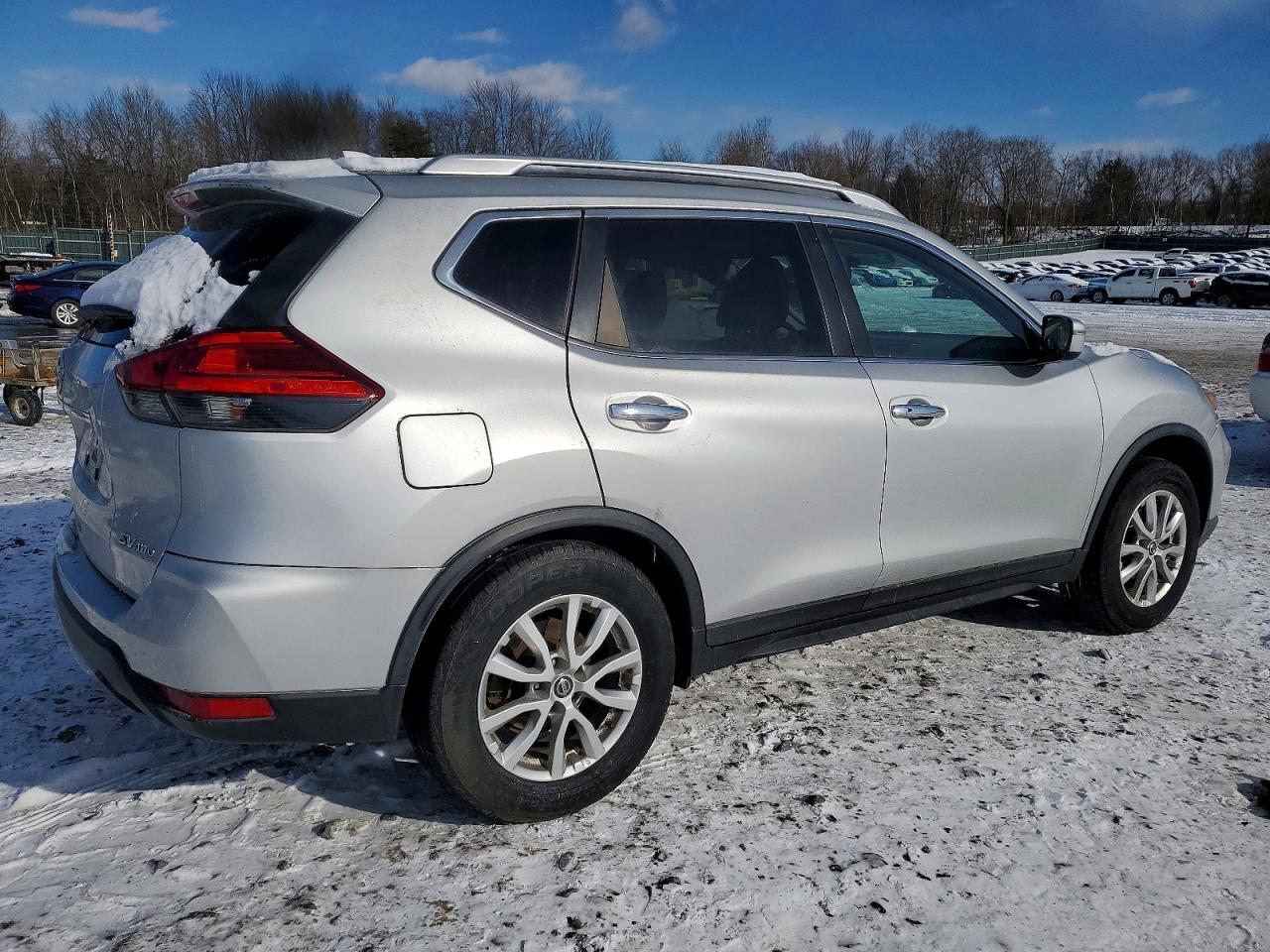 2017 Nissan Rogue S - Фото 3