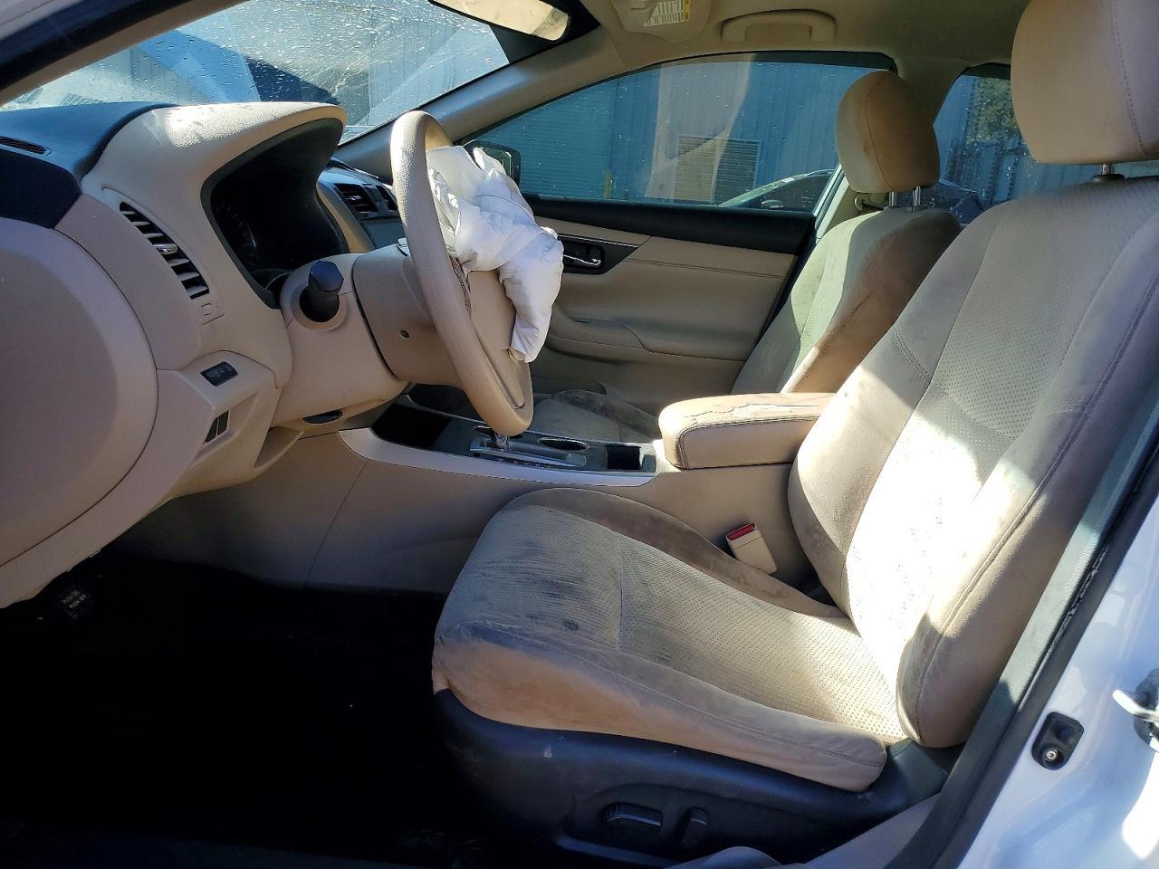 2015 Nissan Altima 2.5 - Фото 7