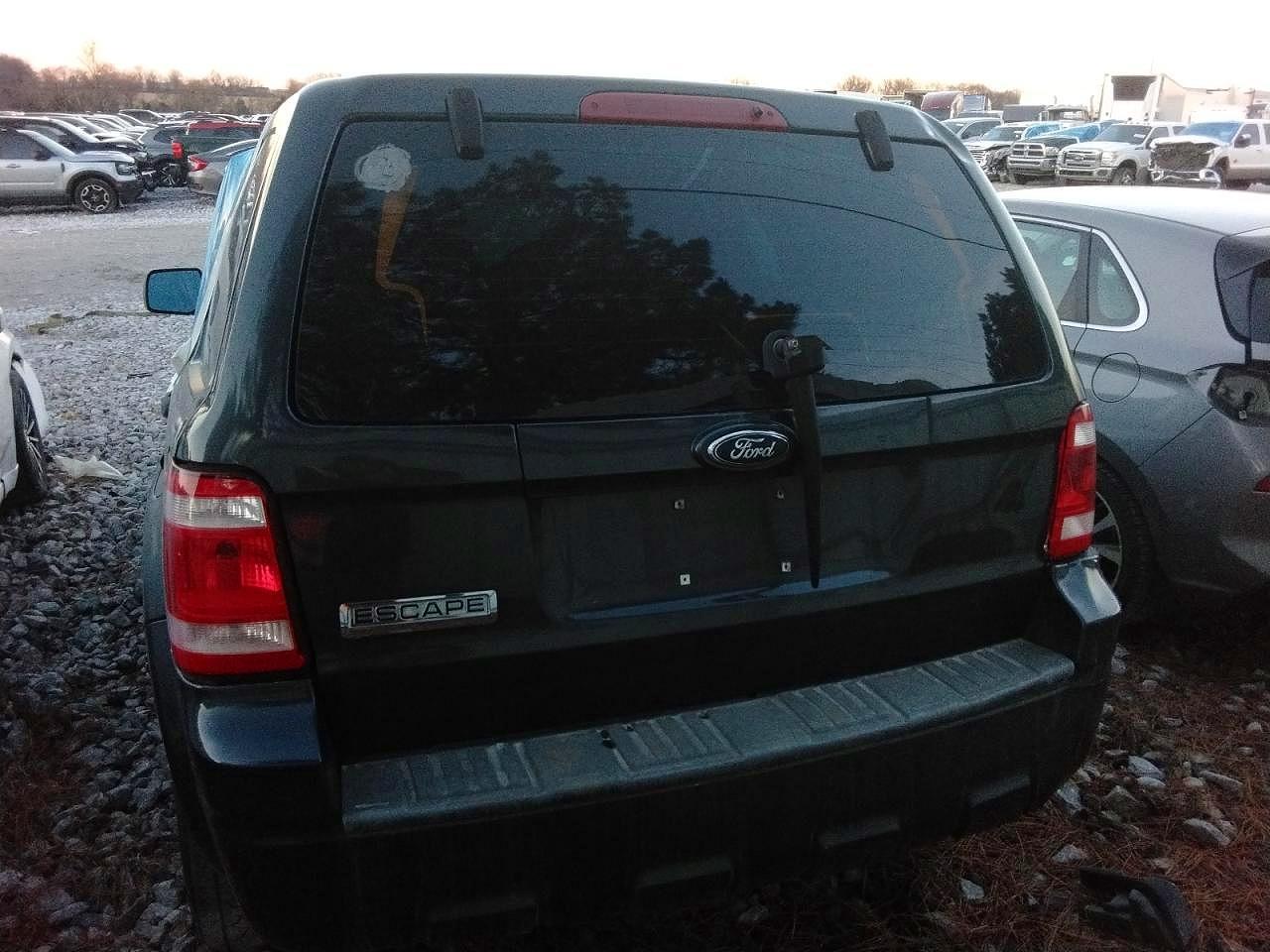 2009 Ford Escape Xls - Image 6