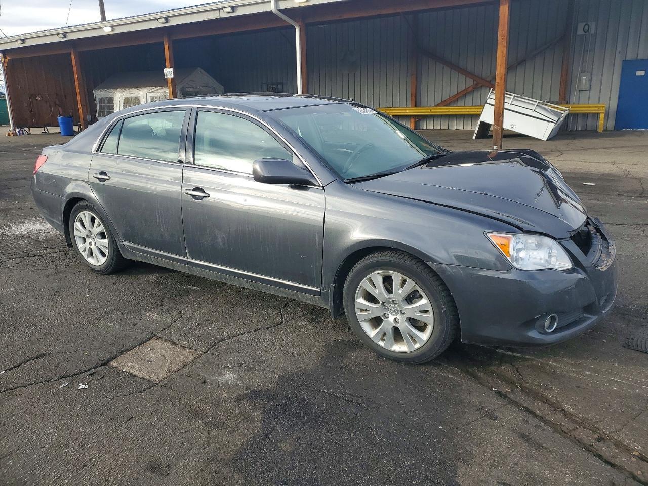 2010 Toyota Avalon Xl - Image 4