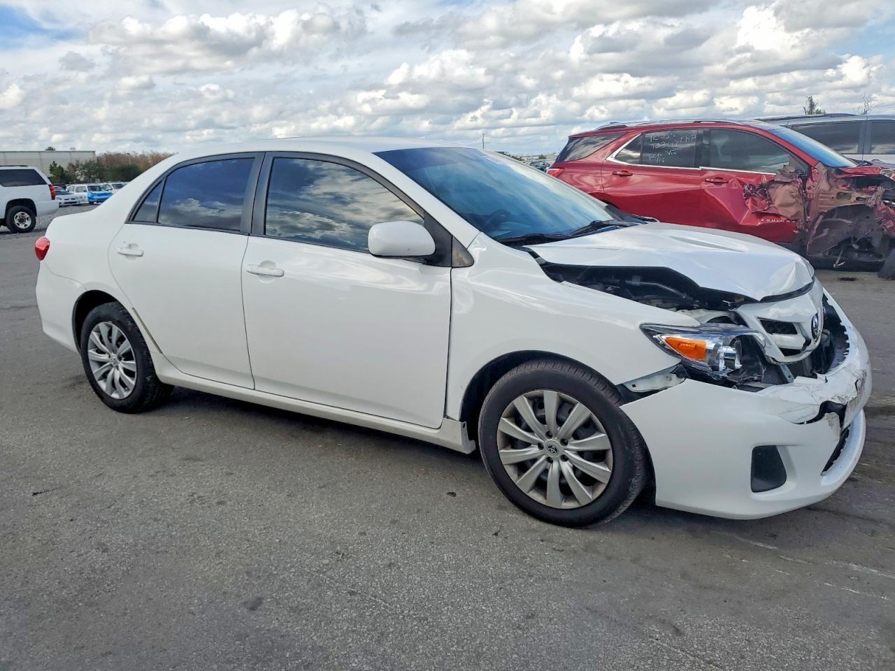 2012 Toyota Corolla Base - Фото 4