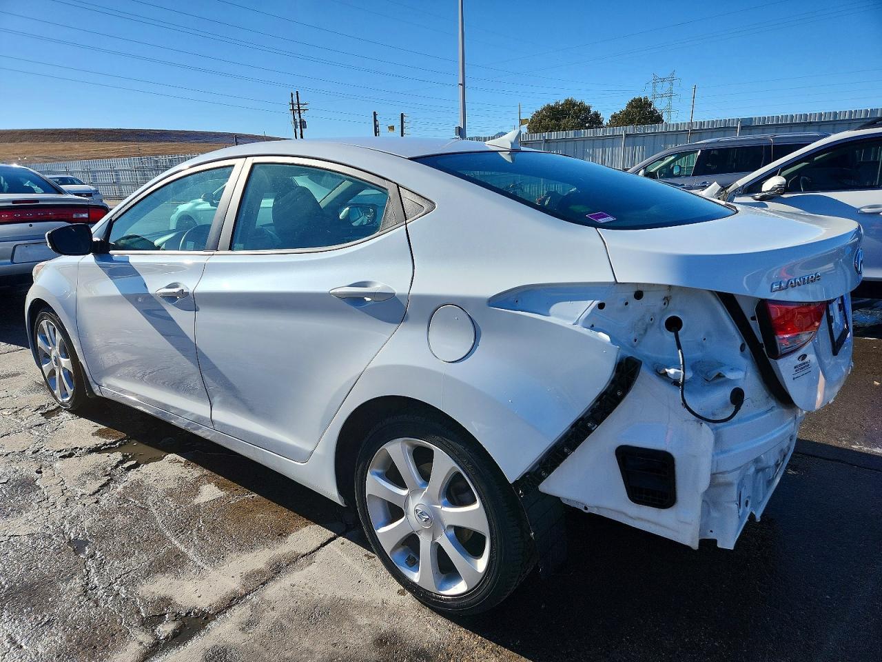 2013 Hyundai Elantra Limited - Image 2