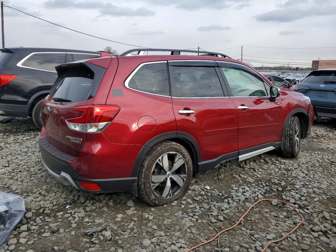2019 Subaru Forester Touring - Фото 3